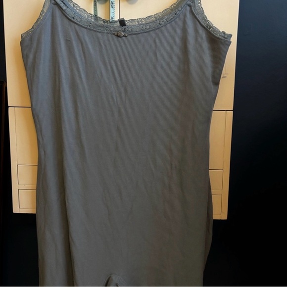 Skims Soft Lounge Lace Trim Onesie - Picture 5 of 5